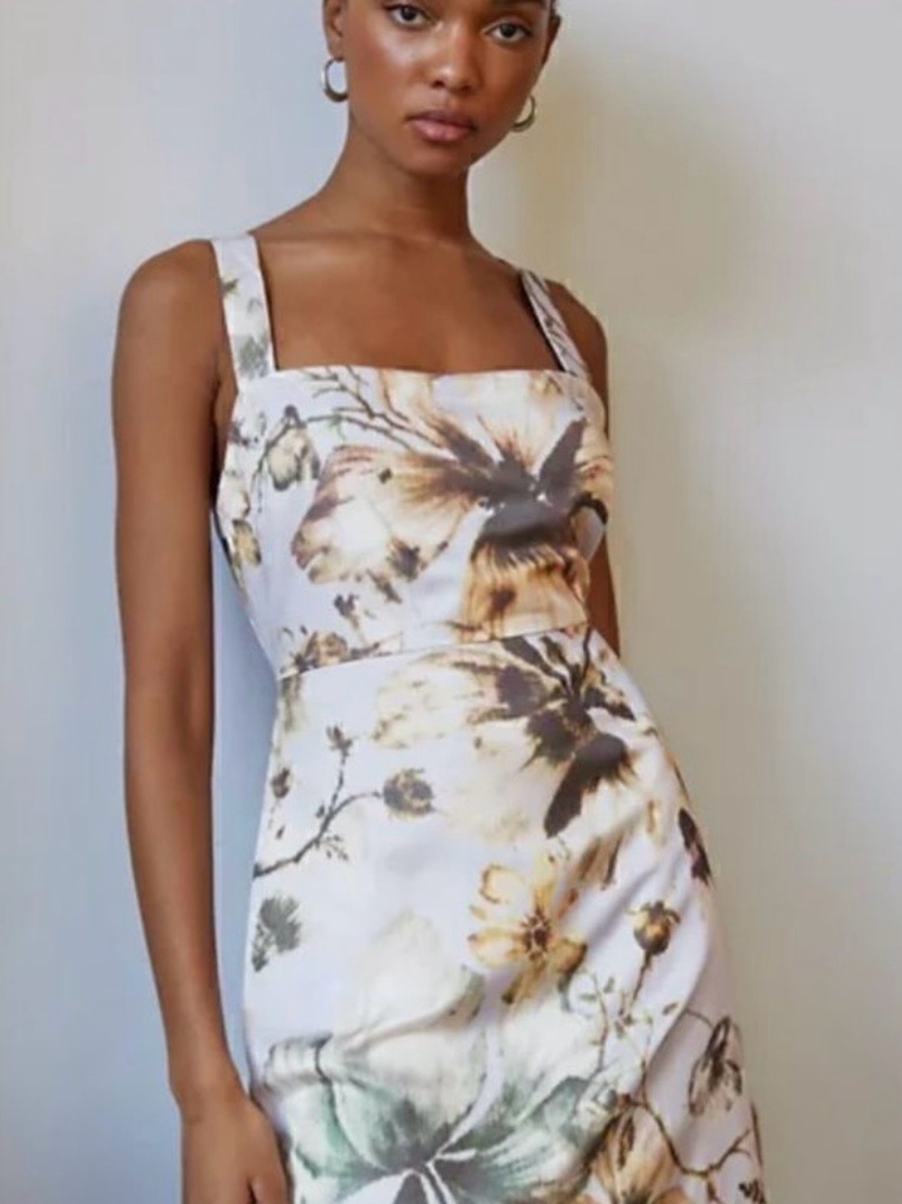 NWT Aritzia Babaton Sculpt 90’s Glimmer Dress in Light Blue/Lavender size 4